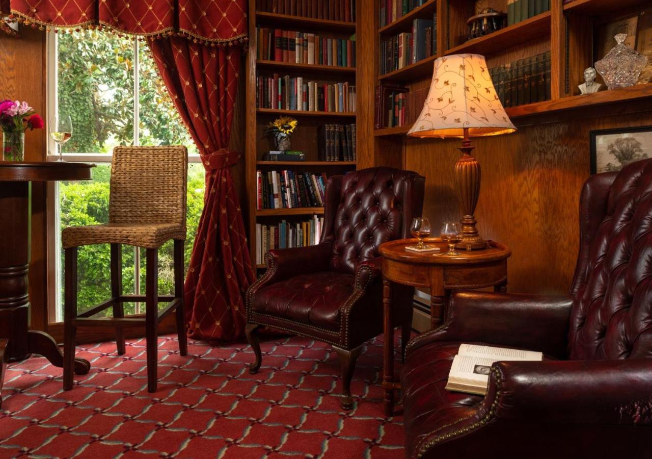 Prospect Hill Inn & Restaurant Zion Crossroads Bagian luar foto