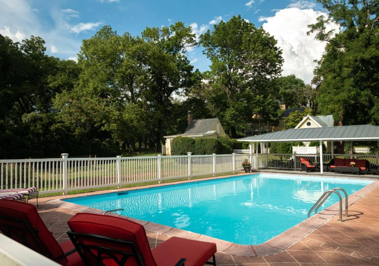Prospect Hill Inn & Restaurant Zion Crossroads Bagian luar foto