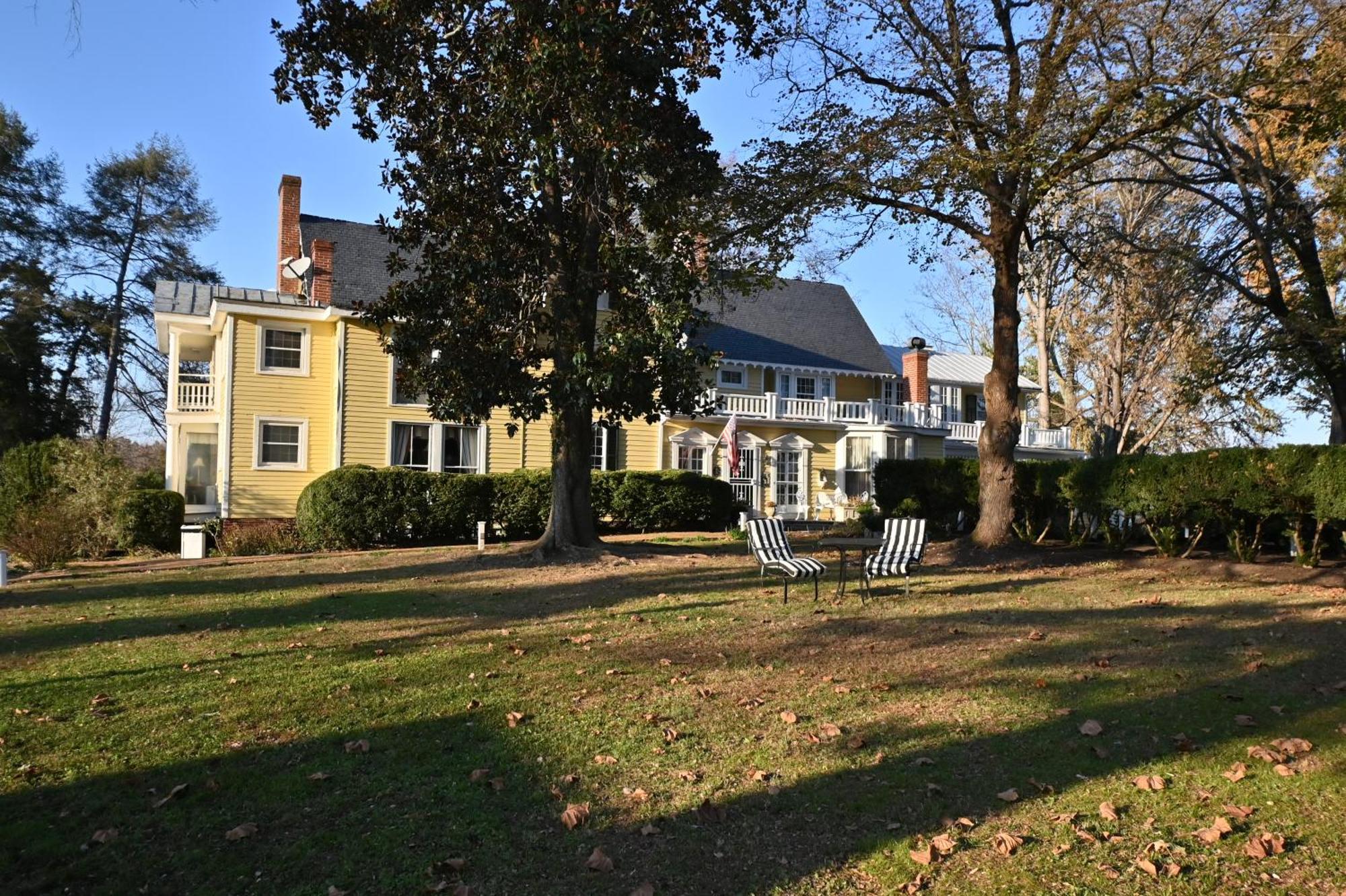 Prospect Hill Inn & Restaurant Zion Crossroads Bagian luar foto