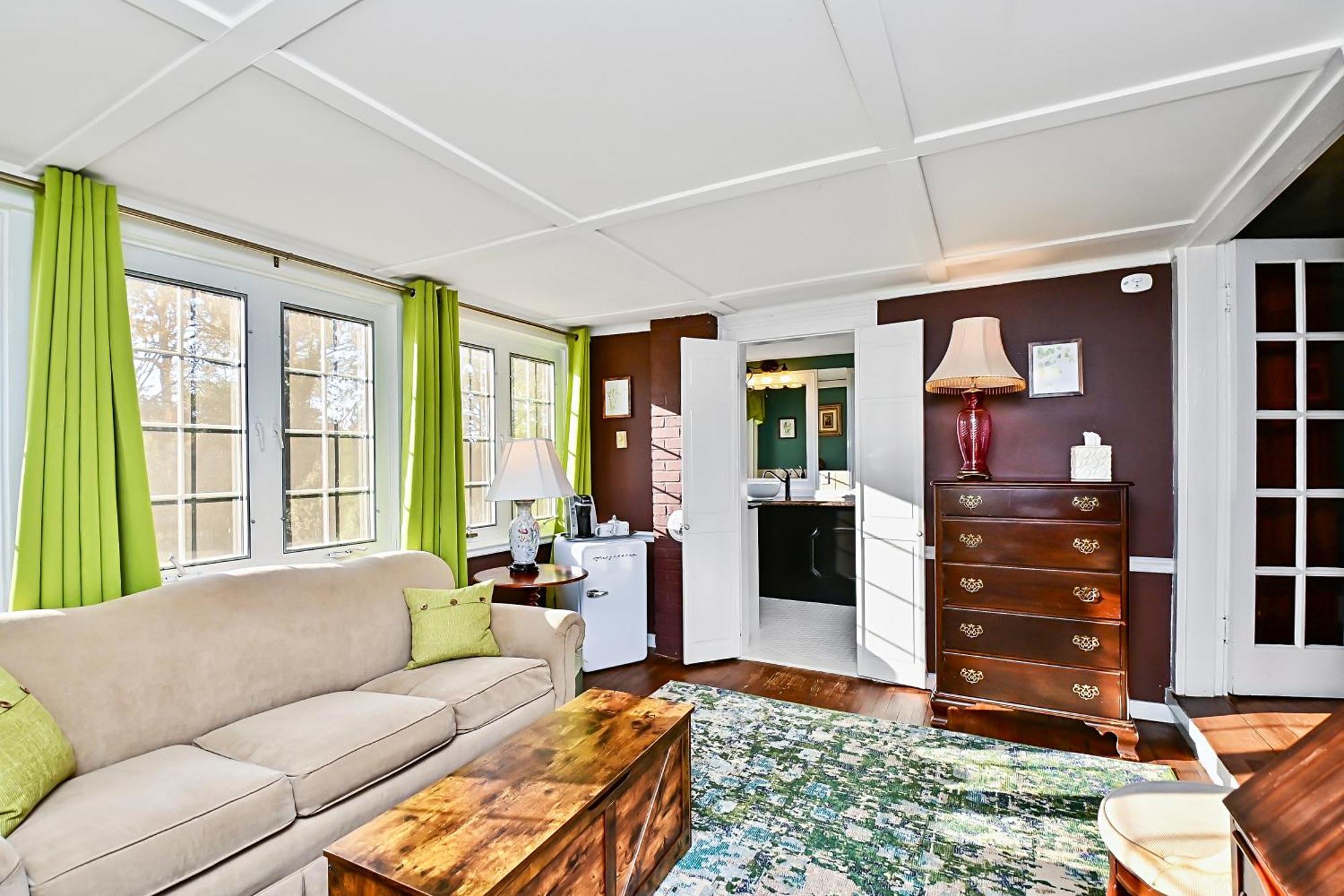 Prospect Hill Inn & Restaurant Zion Crossroads Bagian luar foto