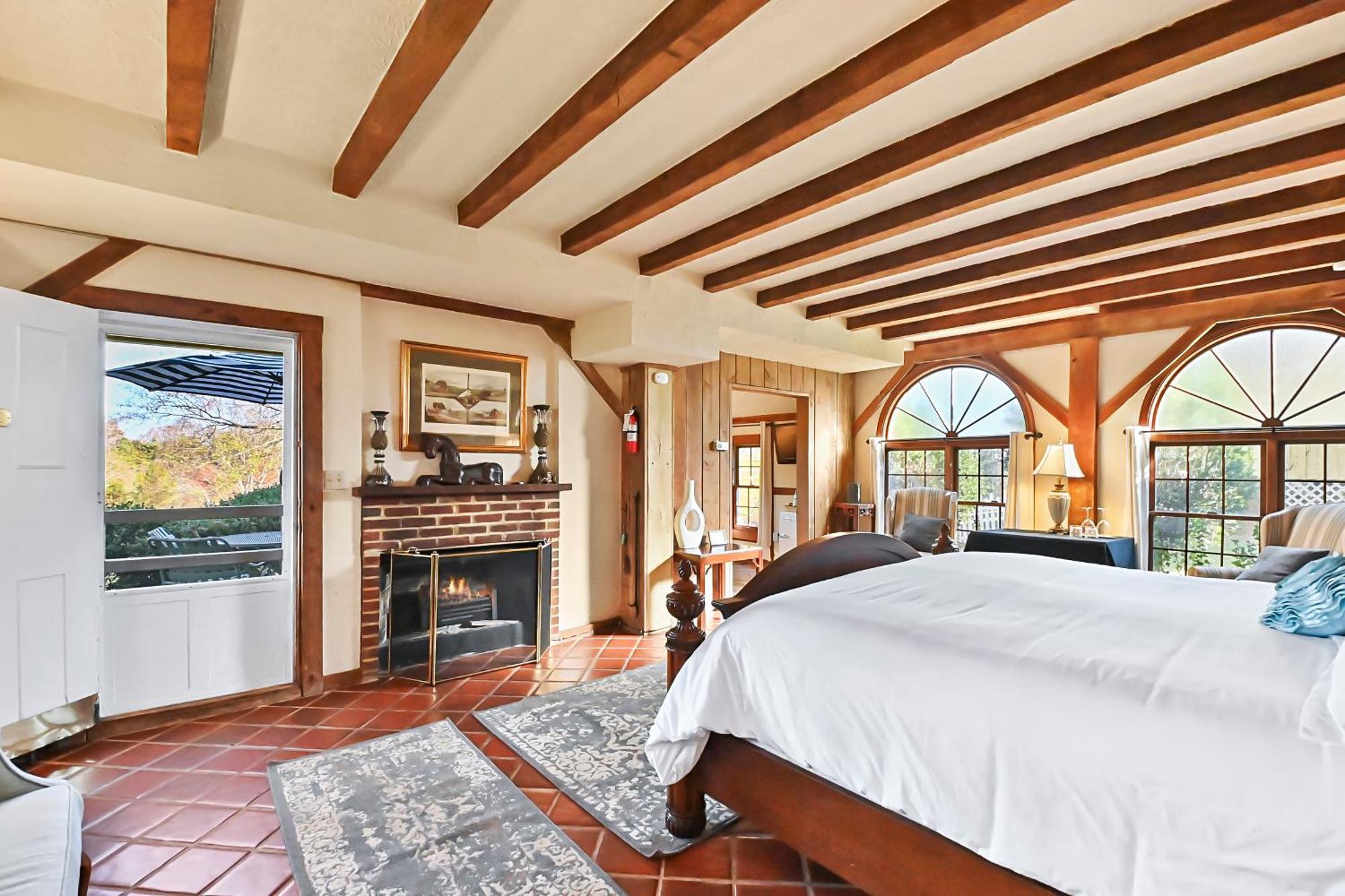 Prospect Hill Inn & Restaurant Zion Crossroads Bagian luar foto